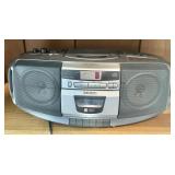 Aiwa CSD-ES325 FM CD Stereo