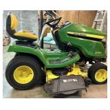 John Deere X380 Riding Lawn Tractor