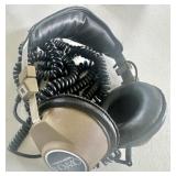 Vintage Realistic Nova 40 Headphones