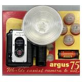 Vintage Argus 75 Camera w Flash and extra bulbs