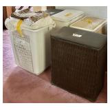 Vintage Hampers & Linens