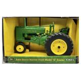 ERTL John Deere Narrow Front Model "G" Tractor
