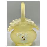 Westmoreland Daisy Ruffled Edge Basket
