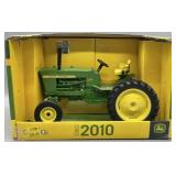 ERTL John Deere 1960 2010 Tractor