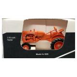AGCO Allis Chalmers "CA" 1:16 Scale Tractor