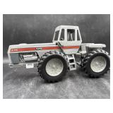 WHITE 4-175 FIELD BOSS 1/16 SCALE