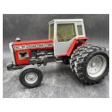 MASSEY FERGUSON 690 TRACTOR 1/16 SCALE