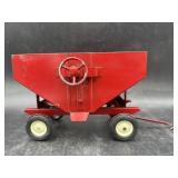 RED ERTL GRAVITY WAGON 1/16 SCALE