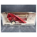 MCORMICK INTERNATIONAL 1-PR CORN PICKER 1/16