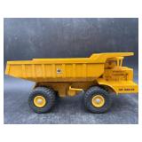 INTERNATIONAL PAY HAULER HYDRAULIC DUMP 1/25