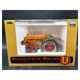 MINNEAPOLIS-MOLINE TRACTOR &ï¿½CQï¿½ 2-ROW