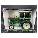 OLIVER 1655 TRACTOR W/ HINIKER CAB 1/16 SCALE