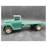 INTERNATIONAL 1600 FLAT BED TRUCK 1/16 SCALE
