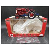 IH FARMALL 650 STYLE CUB TRACTOR W/ 144 ONE ROW