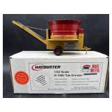 HAYBUSTER H-1000 TUB GRINDER 1/32 SCALE
