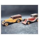 2 wood cars