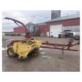 New Holland 890 harvester