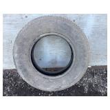 Tire: ST205/75R15