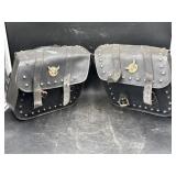 2 saddle bags