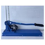 Blue bolt cutter