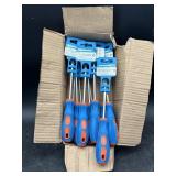 12 Robertson screwdrivers