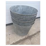 Lot: sap pails