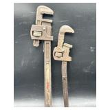2 Pipe wrenches