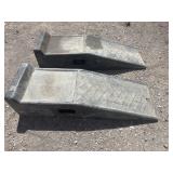 2 black plastic ramps