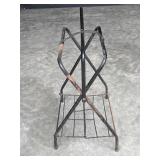 Saddle stand