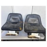 2 Black seats