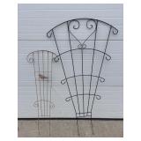 2 metal garden trellis