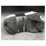 10 pairs of socks