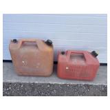 2 gas cans