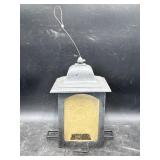 Bird feeder