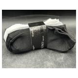 10 pairs of socks