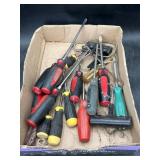 Lot of screwdrivers, misc