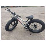 Grey 24' fat tire Mongoose bike - aluminum