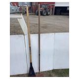 Hoe and edger / scraper