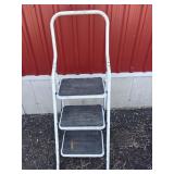 3-step white step ladder