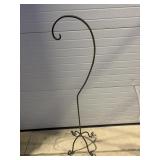 Metal plant hanger stand