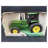 John Deere 4955 MFWD Tractor