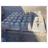 12 concrete post stands