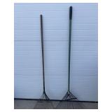 2 leaf rakes