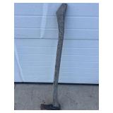 Splitting axe