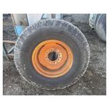 Tire with rim: 10.00ï¿½20