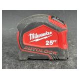 25ï¿½ Milwaukee tape measure
