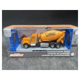 Montoy cement truck
