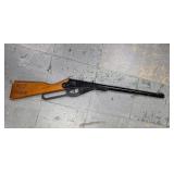 199. VTG DAISY BUCK BB GUN