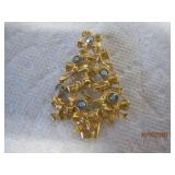 Christmas Tree Pin Gold tone 2.50