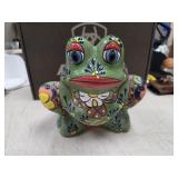 243. Vtg Mexican terracotta ceramic frog planter